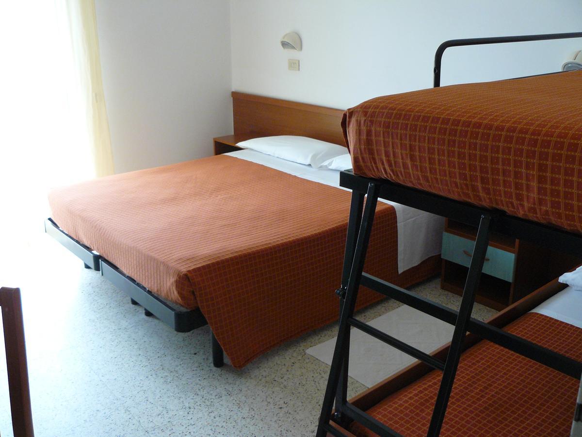Hotel Sayonara Milano Marittima Zewnętrze zdjęcie