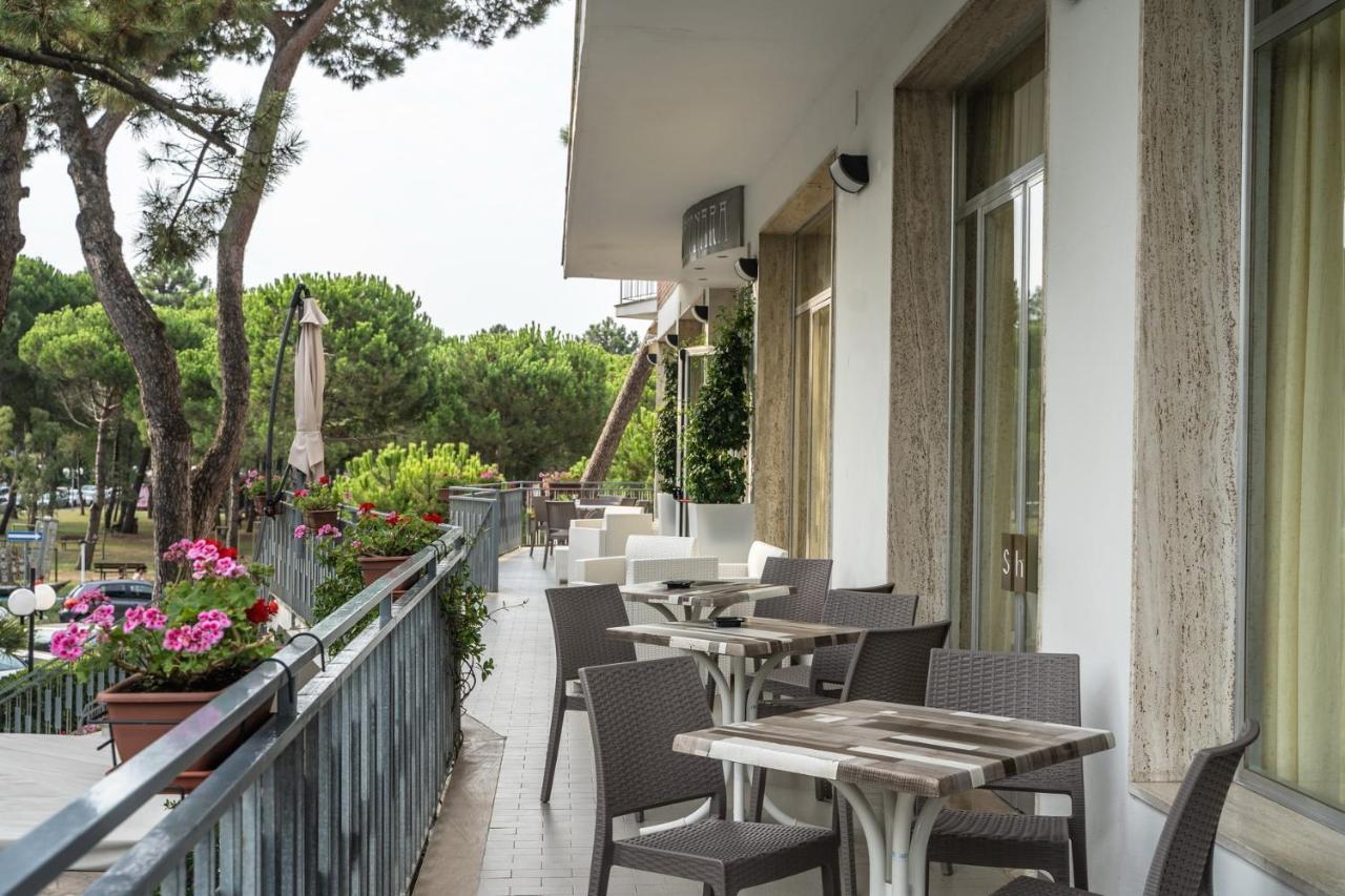 Hotel Sayonara Milano Marittima Zewnętrze zdjęcie