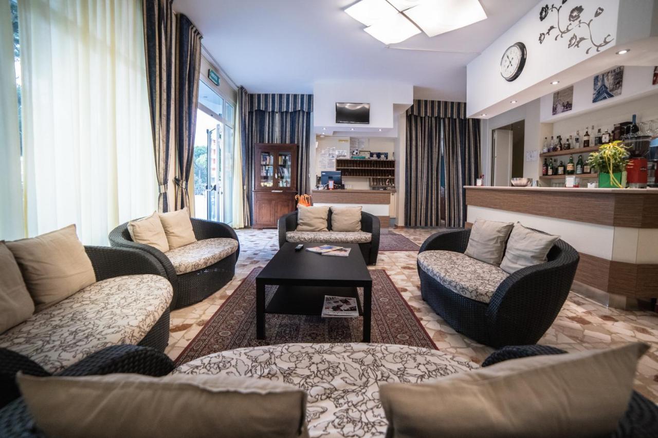 Hotel Sayonara Milano Marittima Zewnętrze zdjęcie