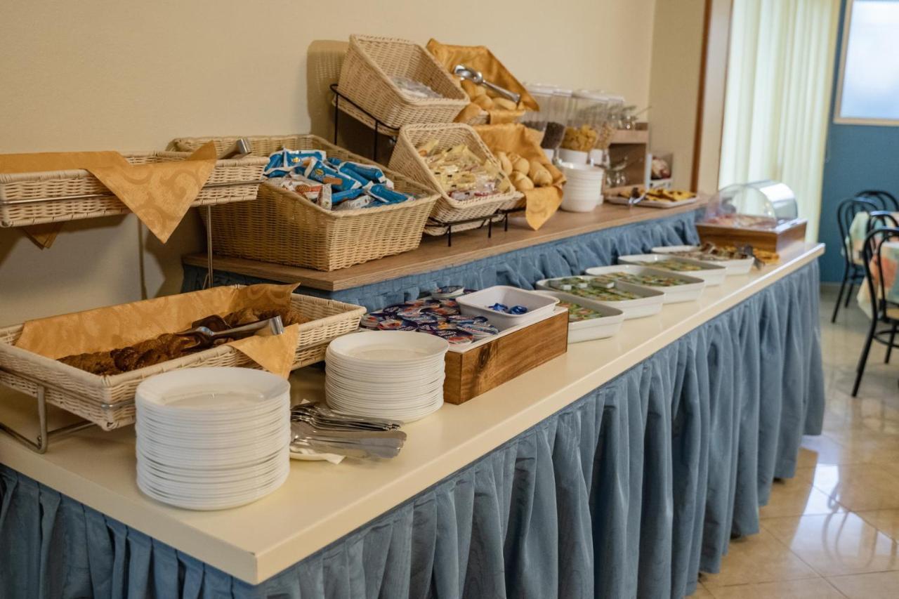 Hotel Sayonara Milano Marittima Zewnętrze zdjęcie