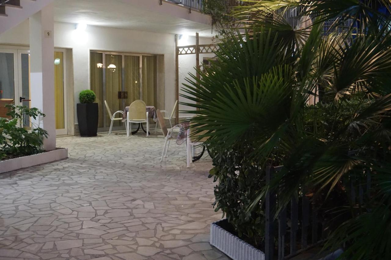 Hotel Sayonara Milano Marittima Zewnętrze zdjęcie